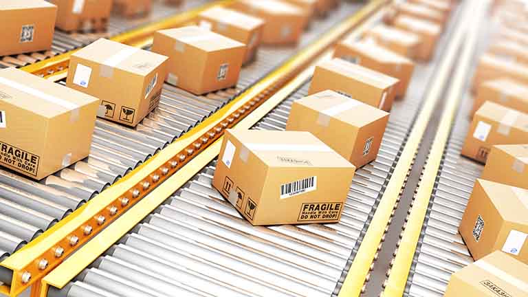 Parcels-On-Conveyor-Belt-EN-Image