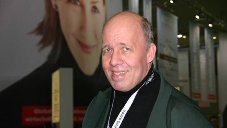 Photo of Bernd Schoene